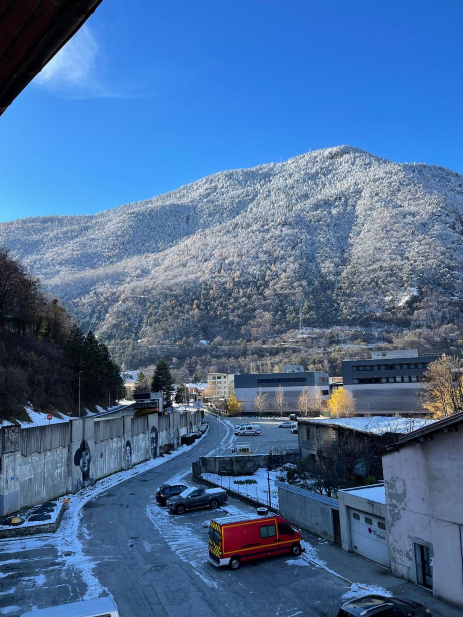 La Montagnette L Ours T1 Maison En Travaux De 10H A 17H Moûtiers Exterior foto